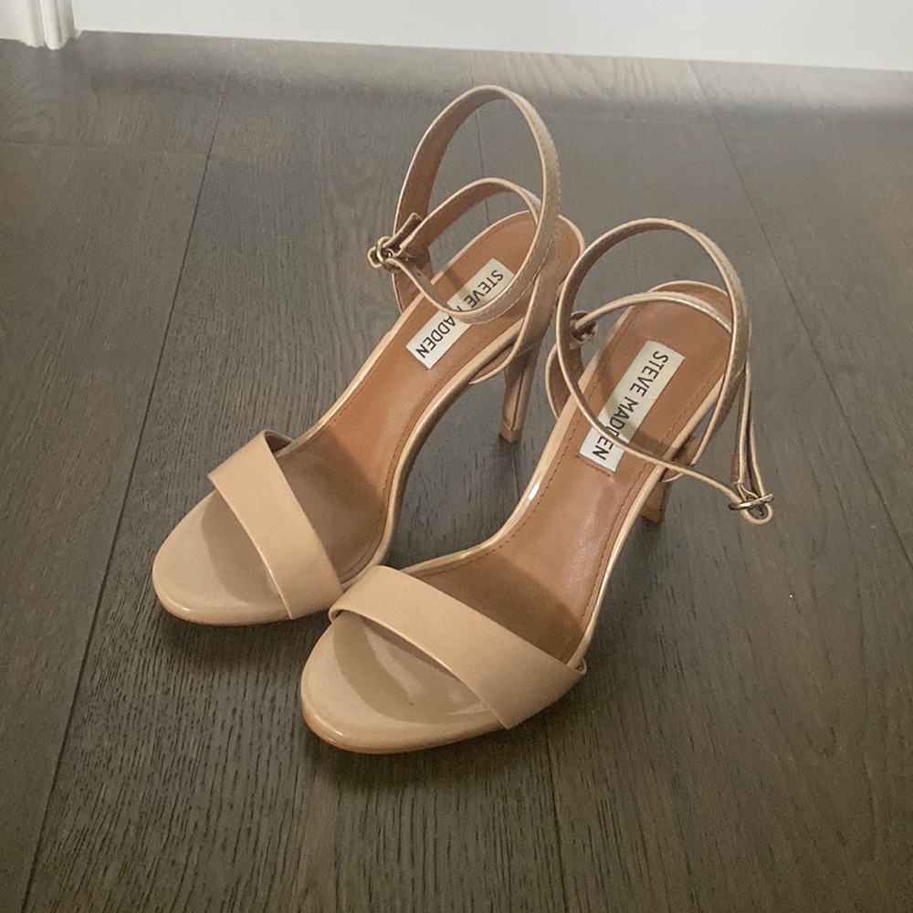 Steve Madden Tan Heels